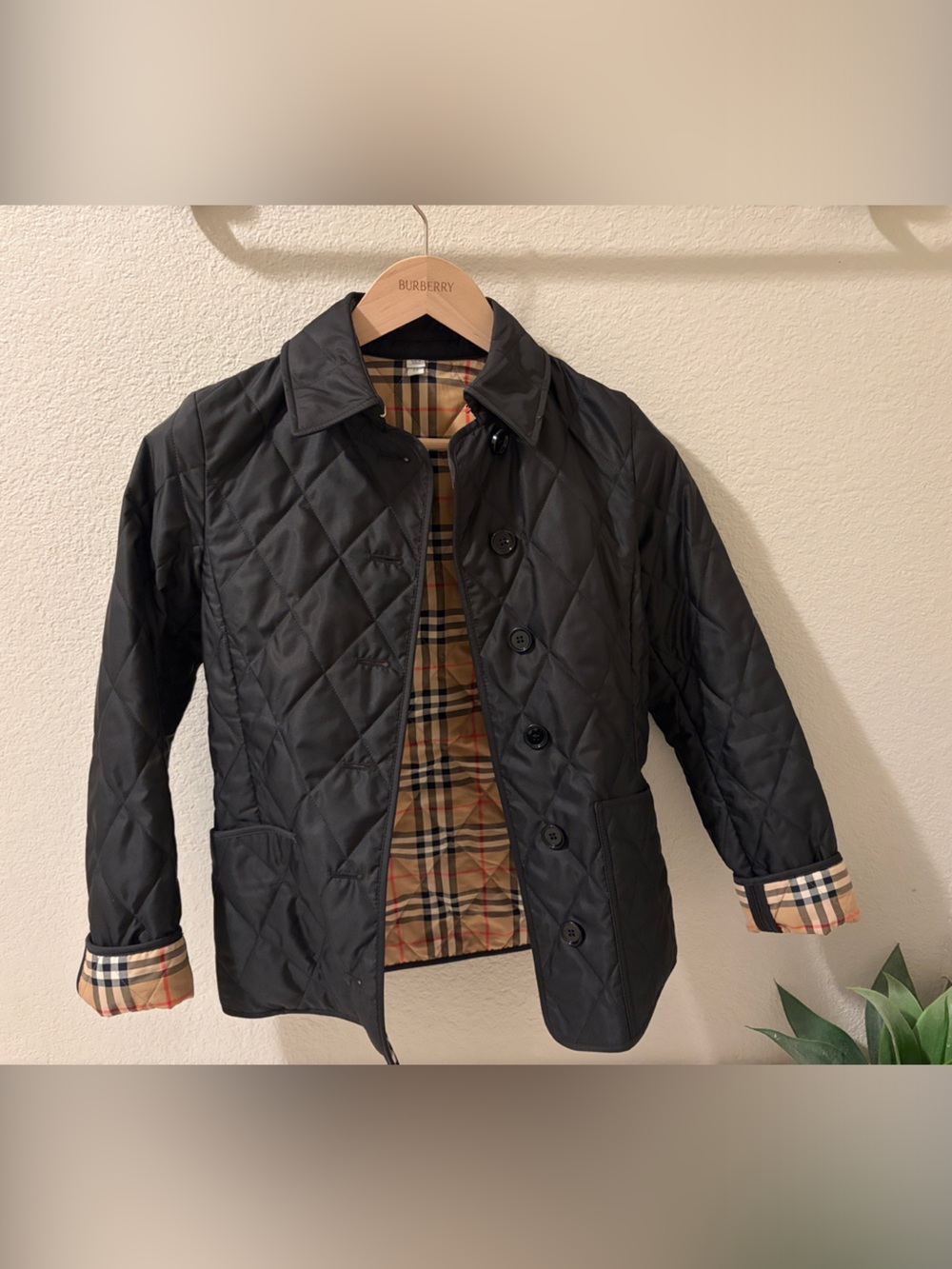Burberry Black Quilted Jacket with Vintage Check Lining
